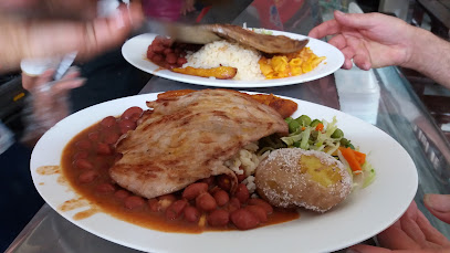 Restaurante Tipico Santandereano Barichara, San Carlos De Suba, Suba