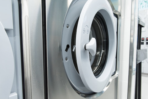 Laundromat «Giant Laundry», reviews and photos, 2861 Webster Ave, Bronx, NY 10458, USA