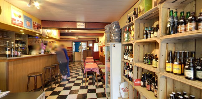 Biershop and Pub De Bierboom