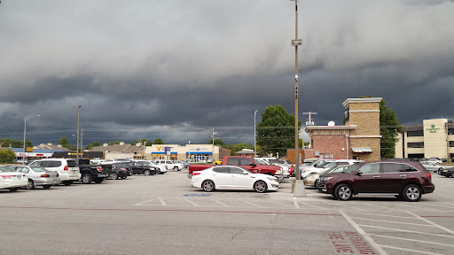 Cell Phone Store «Wireless Trendz - South Springfield», reviews and photos, 1330 E Battlefield Rd, Springfield, MO 65804, USA