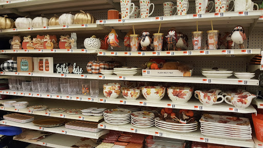 Supermarket «Stop & Shop», reviews and photos, 425 Lewandowski St, Lyndhurst, NJ 07071, USA