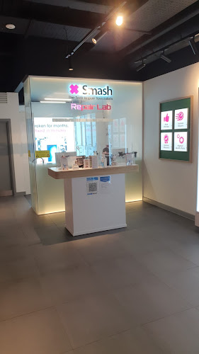 Comments and reviews of iSmash - Bristol Cribbs Causeway
