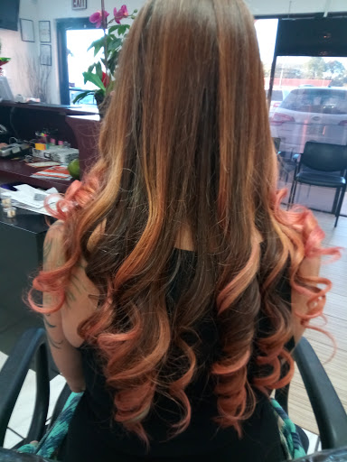 Hair Salon «Kabellos Hair Salon», reviews and photos, 3434 W Columbus Dr Suite #110, Tampa, FL 33607, USA