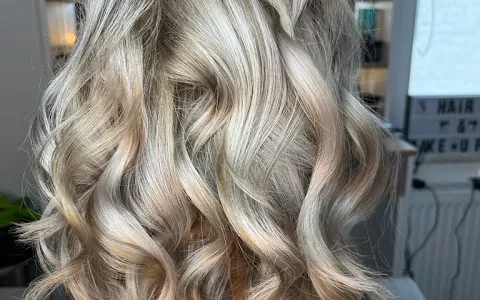 Crazy Hair & Beauty 2020 - Teresa Mobile Friseurmeisterin image