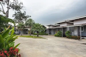 Zigzag Resort Yasothon image