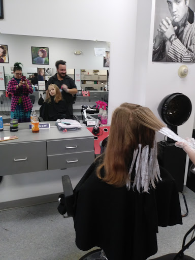 Hair Salon «Cost Cutters», reviews and photos, 1131 Tolland Turnpike l, Manchester, CT 06042, USA