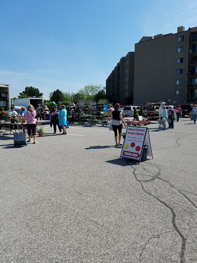 Supermarket «Mt Clemens farmers Market», reviews and photos, 135 N River Rd, Mt Clemens, MI 48043, USA