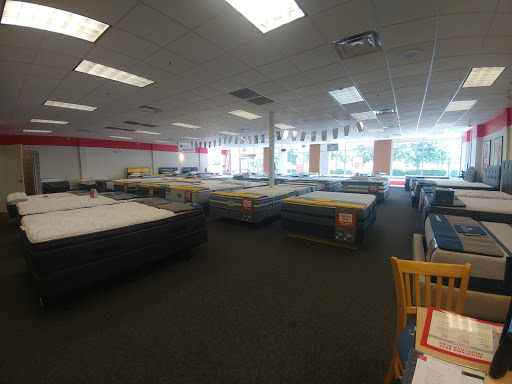 Mattress Store «Mattress Firm Vista East», reviews and photos, 8236 Lee Vista Blvd, Orlando, FL 32829, USA