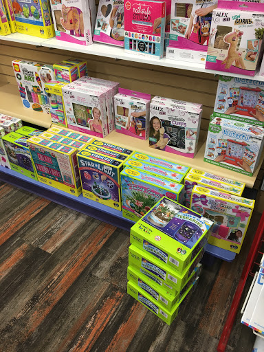 Toy Store «King Arthurs Court Toys», reviews and photos, 3040 Madison Rd, Cincinnati, OH 45209, USA