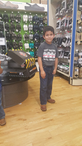 Sporting Goods Store «Academy Sports + Outdoors», reviews and photos, 1777 Martin Luther King Blvd, Houma, LA 70360, USA