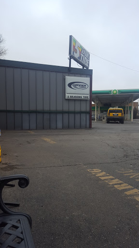 2804 1st Ave NE, Cedar Rapids, IA 52402, USA