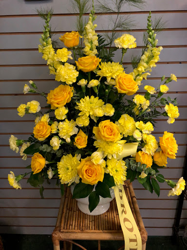 Florist «Especially Yours Florist Incorporated», reviews and photos, 670 Washington St, South Easton, MA 02375, USA