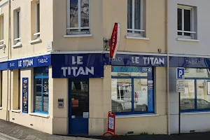 Le Titan image