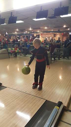 Bowling Alley «Pla-Mor Lanes & the Eleventh Frame Diner», reviews and photos, 807 4th St S, La Crosse, WI 54601, USA