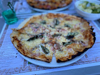 Plats et boissons du Pizzeria Pizza Vallaury à Le Plan-de-la-Tour - n°11