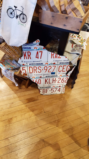 Magazine Publisher «Volume One Magazine & The Local Store», reviews and photos, 205 N Dewey St, Eau Claire, WI 54703, USA