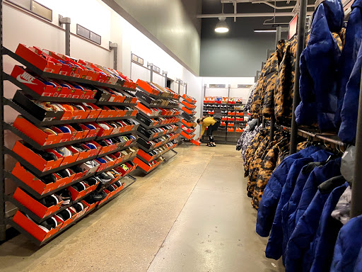 Sporting Goods Store «Nike Factory Store», reviews and photos, 20 Killingworth Tpke #155, Clinton, CT 06413, USA