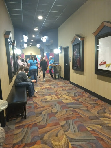 Movie Theater «Regal Cinemas Georgian 14», reviews and photos, 237 Newnan Crossing Bypass, Newnan, GA 30265, USA