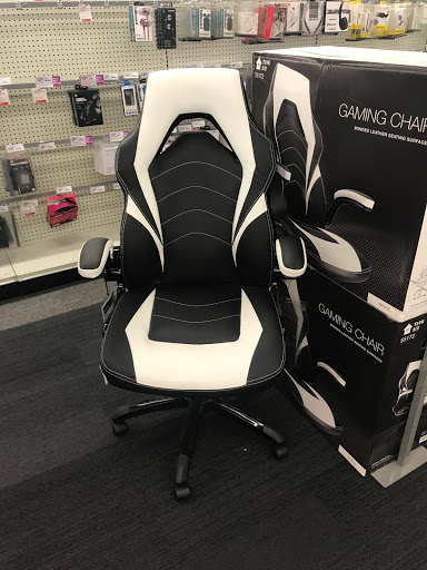 Office Supply Store «Staples», reviews and photos, 6800 Wisconsin Ave, Chevy Chase, MD 20815, USA