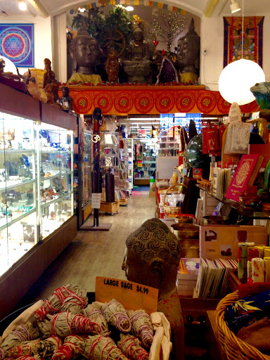 Book Store «Garland of Letters Bookstore», reviews and photos, 527 South St, Philadelphia, PA 19147, USA