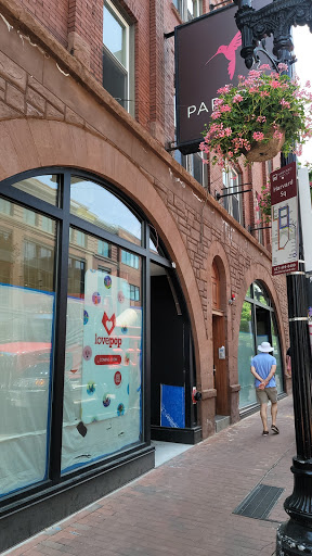 Papyrus, 18 John F. Kennedy St, Cambridge, MA 02138, USA, 