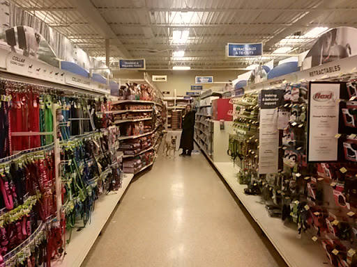 Pet Supply Store «PetSmart», reviews and photos, 1559 Merritt Blvd, Dundalk, MD 21222, USA