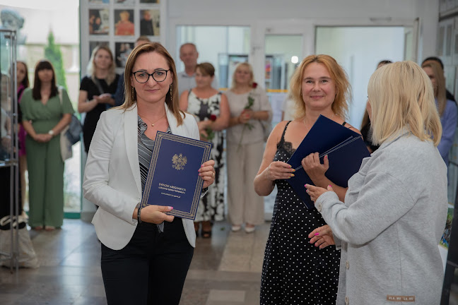 Opinii despre Akademia Twórczych Poszukiwań în Zielona Góra - Szkoła