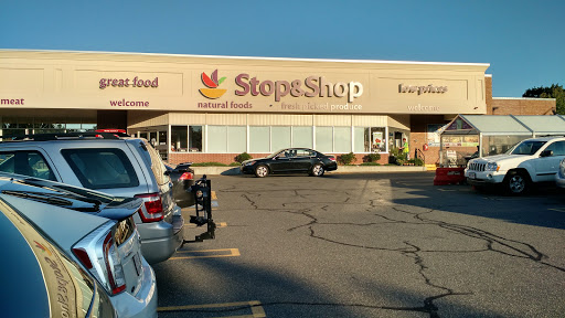 Grocery Store «Stop & Shop», reviews and photos, 105 Alewife Brook Pkwy, Somerville, MA 02144, USA