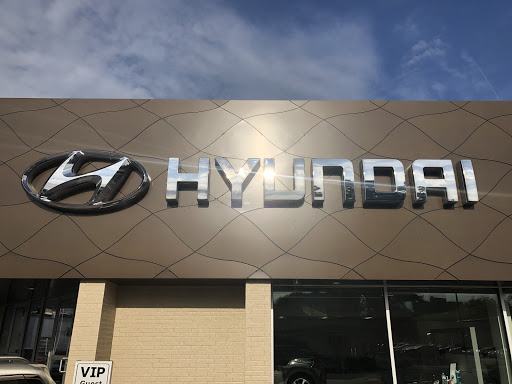 Hyundai Dealer «Dahl Hyundai Mazda Subaru», reviews and photos, 712 4th St S, La Crosse, WI 54601, USA