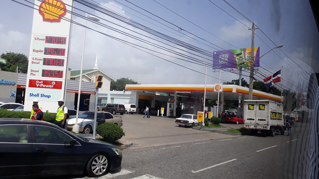 Estación Shell Independencia y Gas Natural