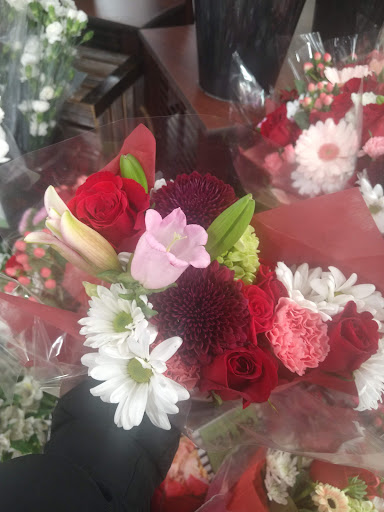 Outlet Mall «Hechinger Mall», reviews and photos, 1518 Benning Rd NE, Washington, DC 20002, USA