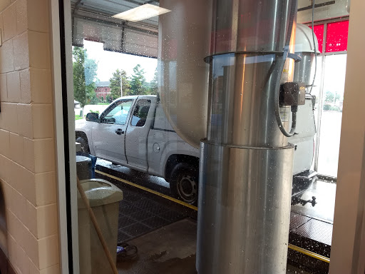 Car Wash «Autobell Car Wash», reviews and photos, 5840 E Virginia Beach Blvd, Norfolk, VA 23502, USA