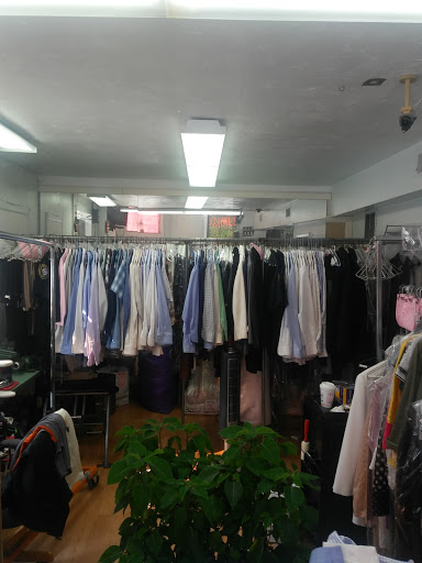 Dry Cleaner «Mt Vernon Cleaners», reviews and photos, 850 Park Ave, Baltimore, MD 21201, USA
