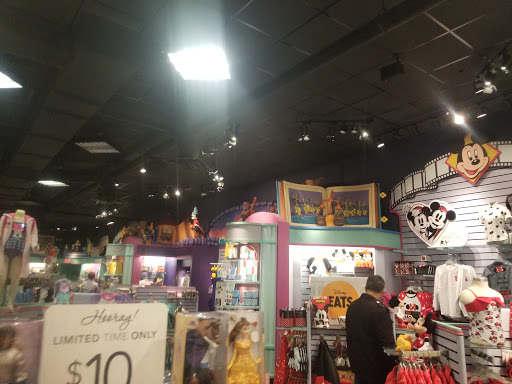 Toy Store «Disney Store», reviews and photos, 4125 S Cleveland Ave, Fort Myers, FL 33901, USA