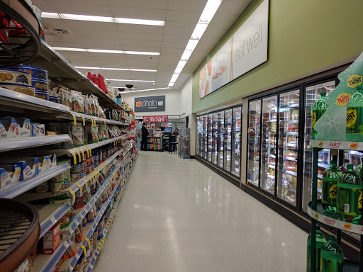 Walgreens, 5400 N Port Washington Rd, Glendale, WI 53217, USA, 