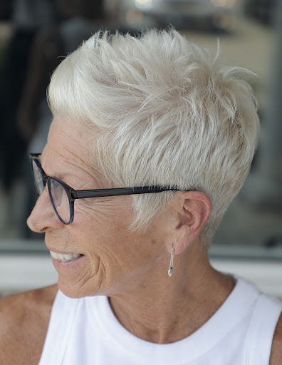 Hair Salon «Sky Salon», reviews and photos, 16982 Pearl Rd, Strongsville, OH 44136, USA