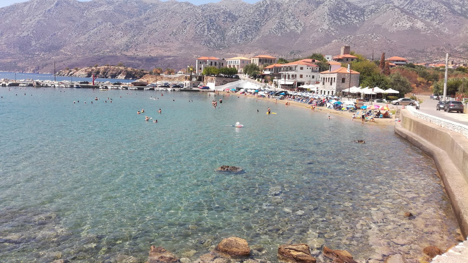 Paralia Kotrona'in fotoğrafı ve yerleşim