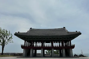 Taepyeonglu image