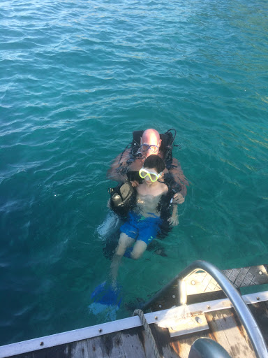 Mark Scott's Diving Vietnam