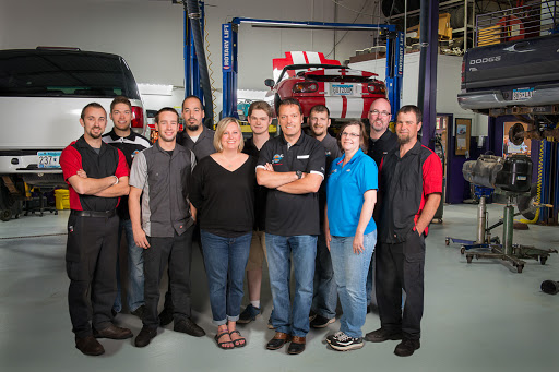Auto Repair Shop «Auto Works Automotive Service», reviews and photos, 380 Rivertown Dr #400, Woodbury, MN 55125, USA
