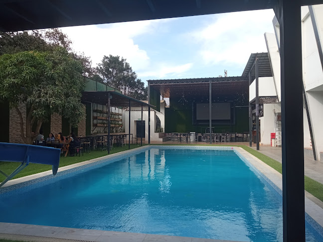 Comentarii opinii despre La Estancia Hotel