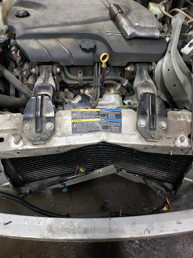 Auto Repair Shop «Kings Korner Auto Sales», reviews and photos, 1638 County Hwy 10, Spring Lake Park, MN 55432, USA