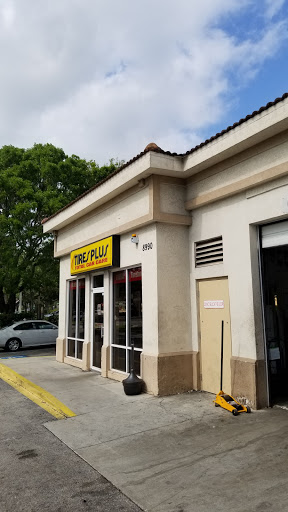 Tire Shop «Tires Plus», reviews and photos, 8990 N Military Trl, Palm Beach Gardens, FL 33410, USA