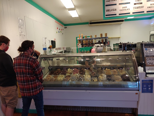 Ice Cream Shop «Vineyard Scoops», reviews and photos, 56 Main St, Edgartown, MA 02539, USA