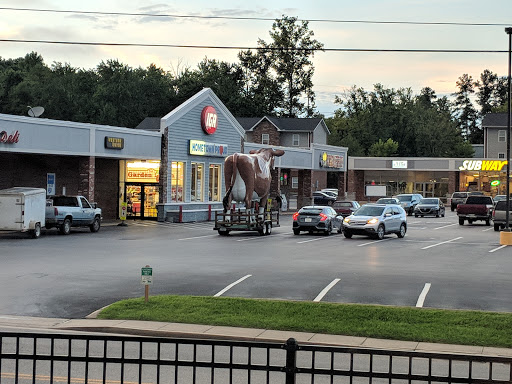 Grocery Store «IGA», reviews and photos, 1010 N Washington Ave, Cookeville, TN 38501, USA