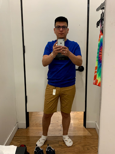 Clothing Store «Express», reviews and photos, 5680 Bay St, Emeryville, CA 94608, USA