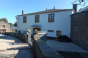 Casa-Museo Manuel María image