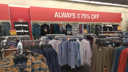 Outlet Store «VF Outlet», reviews and photos, 375 Faunce Corner Rd, North Dartmouth, MA 02747, USA