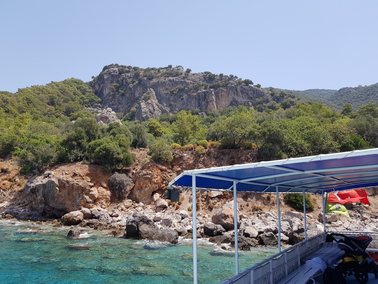 Aziz Aga Bay'in fotoğrafı küçük koy ile birlikte