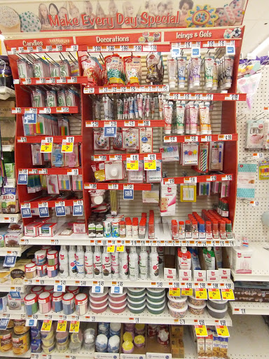 Shopping Mall «Beltway Plaza Mall», reviews and photos, 6000 Greenbelt Rd, Greenbelt, MD 20770, USA